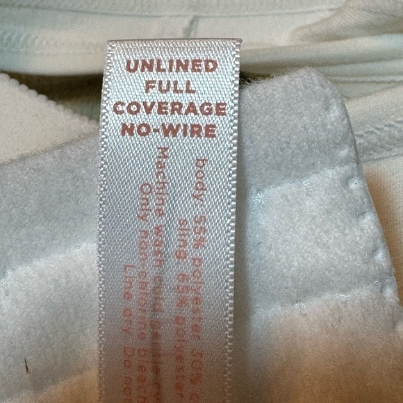 Cacique Unlined Full Coverage No Wire Bra - Picture 8 of 8